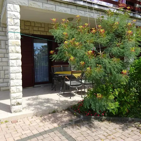 Apartments Niko Sukošan Esterno foto